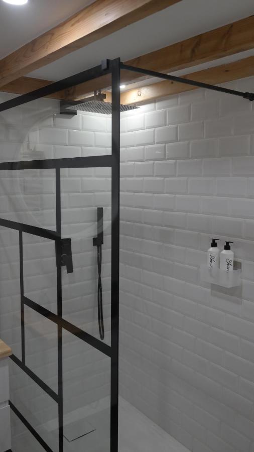 The Rooftop - A Trendy New With Airconditioning, Large Terrace & Free Parking Appartement Oostende